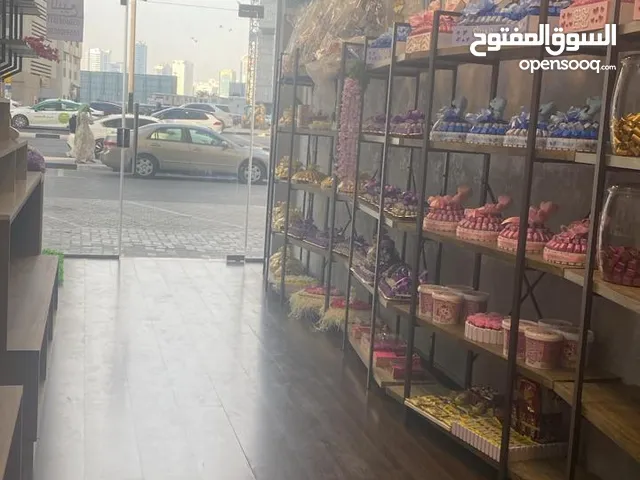 محل للبيع 180000 شارع الخان الرئيسي
