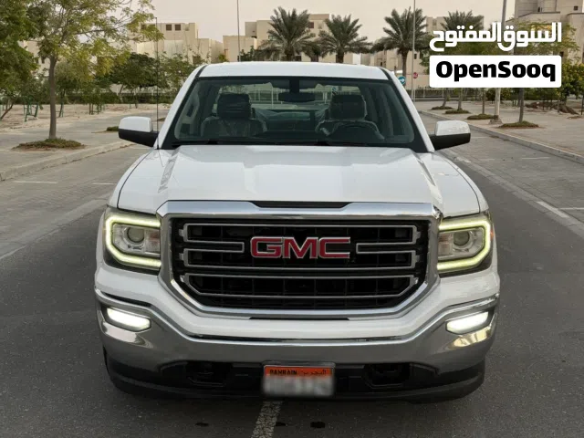 Used GMC Sierra in Northern Governorate