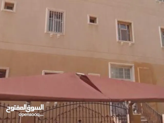 940m2 More than 6 bedrooms Villa for Sale in Hawally Salwa