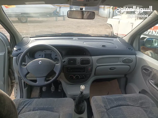 Used Renault Scenic in Tripoli