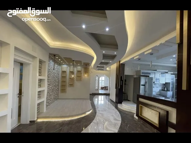 شقه مديكره فخامه 4 غرف في برج حده600 دولار
