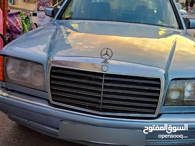 مرسيدس 300SE