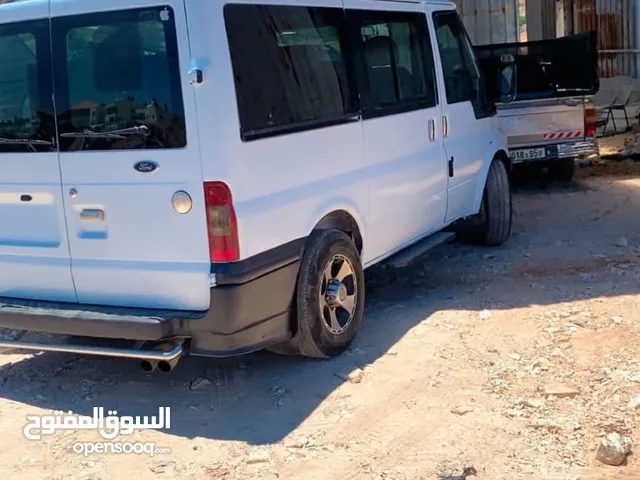 فورد ترانزيت للبيع بسعر ممتاز بمنطقة البيرة البالوع