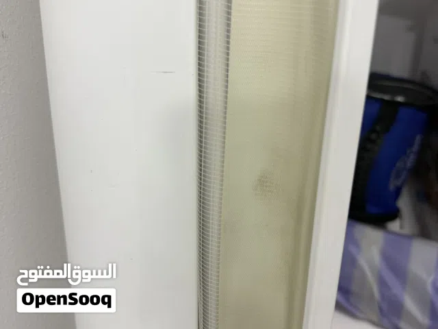 ستاره الاكترونيه للبيع لون بيج فاتح