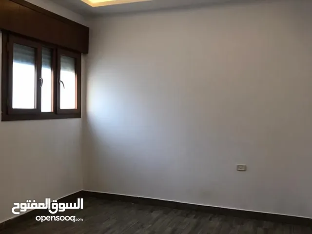 شقة للبيع في السراج