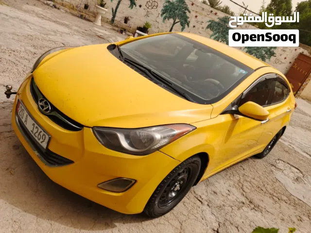 2011 هيونداي النترا Standard