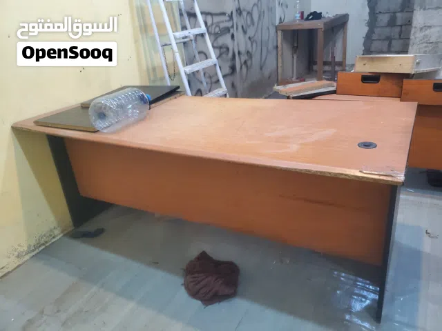 مكتب جديد معى ماسه تبع المكتب  معى ماسه ثالثه لنجااره