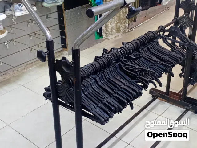 ستاند للبيع