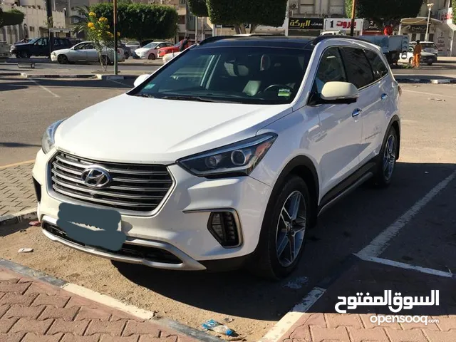 Hyundai Santa Fe 2017 in Misrata