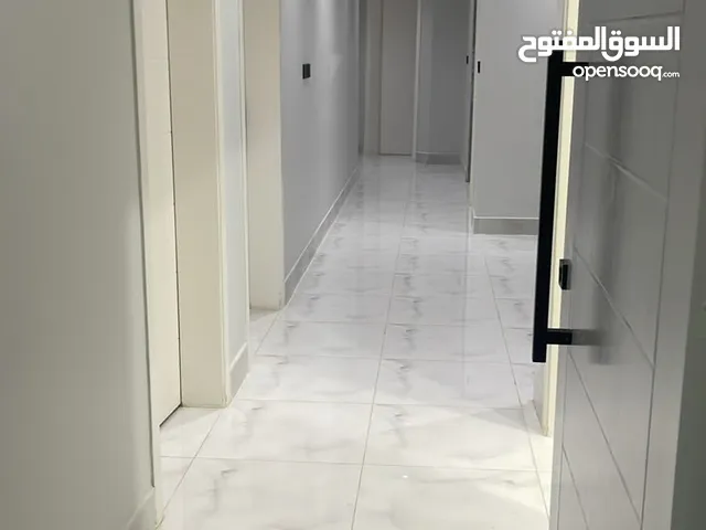 190 m2 4 Bedrooms Apartments for Rent in Jeddah Marwah