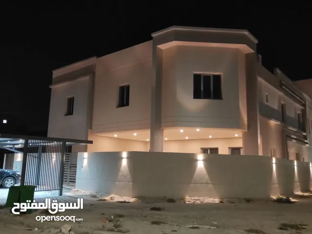 850m2 More than 6 bedrooms Villa for Sale in Al Ahmadi Wafra residential