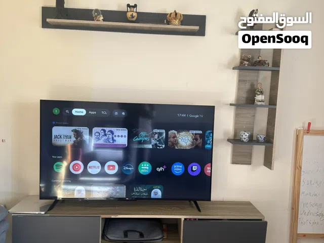 للبيع طقم كورنر لف تفصيل مع بفه كبيره و3 صغار مع برادي  مع سجاده مع طاولة تلفزيون