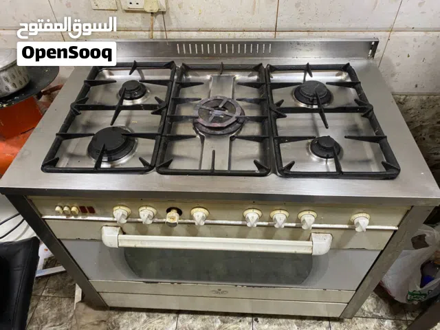 فرن مستعمل للبيع