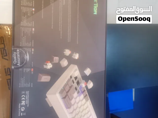 لوحة المفاتيح الميكانيكية mechanical keyboard