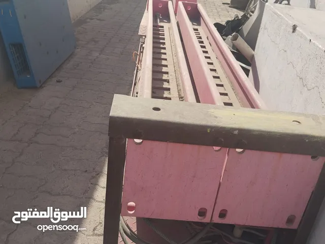 جاك لرفع السيارات 4 ارجل جديد للبيع