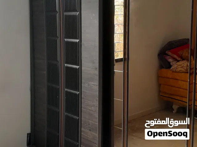 دولاب منزلي مستعمل نص عمر