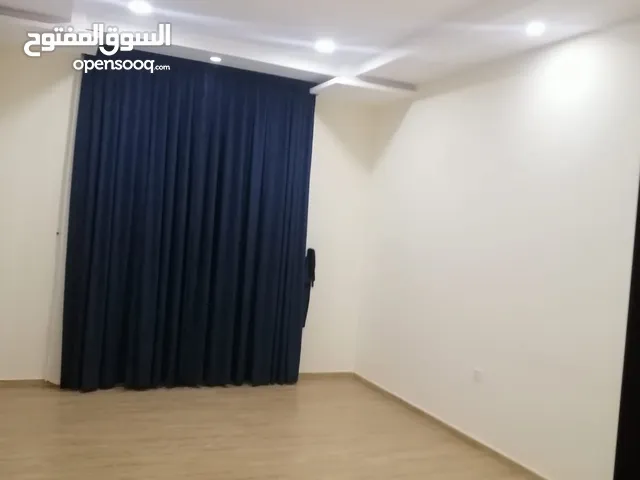 230 m2 3 Bedrooms Apartments for Rent in Muharraq Hidd