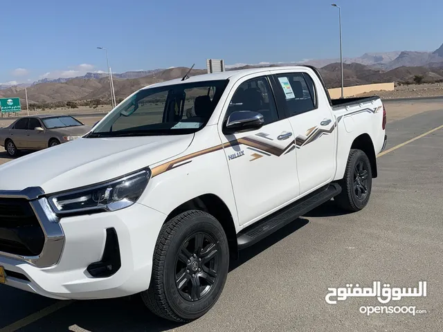 للبيع تويوتا هيلوكس فوريل جير تماتيك صبغ وكاله. 2024