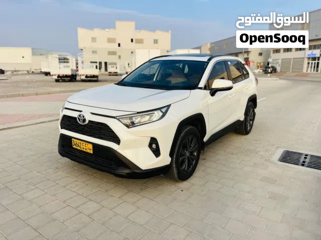 2022 Toyota RAV 4 XLE