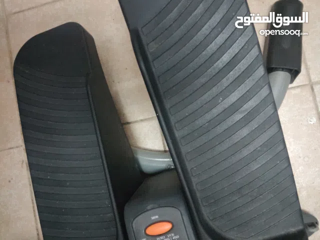 جهاز رياضي الدرج بحالة الجديد.اصلي هيدروليك