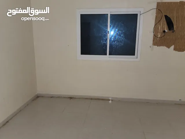 20m2 4 Bedrooms Apartments for Rent in Aden Other