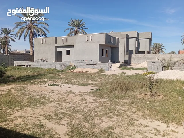 180 m2 3 Bedrooms Townhouse for Sale in Al Khums Other