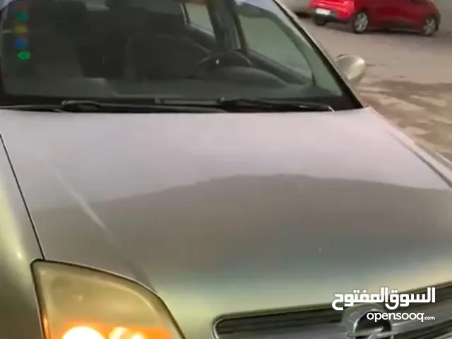 اوبل فيكترا