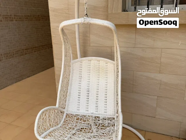 كرسي هزاز نظيف