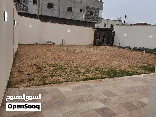 800 m2 5 Bedrooms Villa for Rent in Tripoli Al-Sabaa