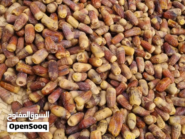 تمر نغال محقب(جريجروا) نظيف جدا ترتيب بيت