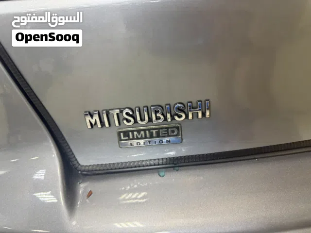 2016 ميتسوبيشي لانسر Standard