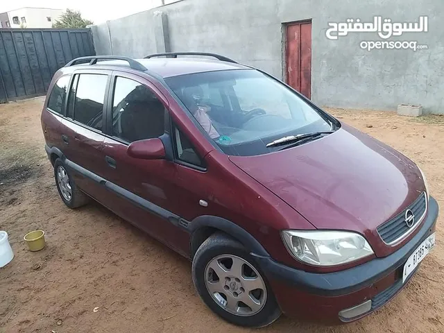 Used Opel Zafira in Tripoli