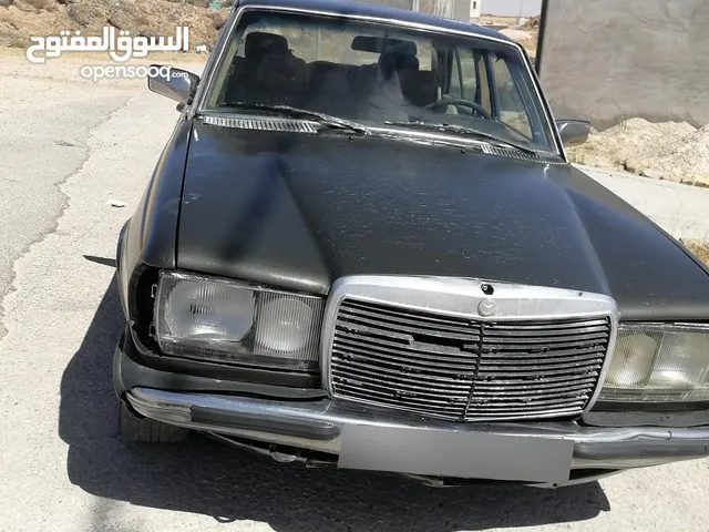 مرسيدس لف 1979