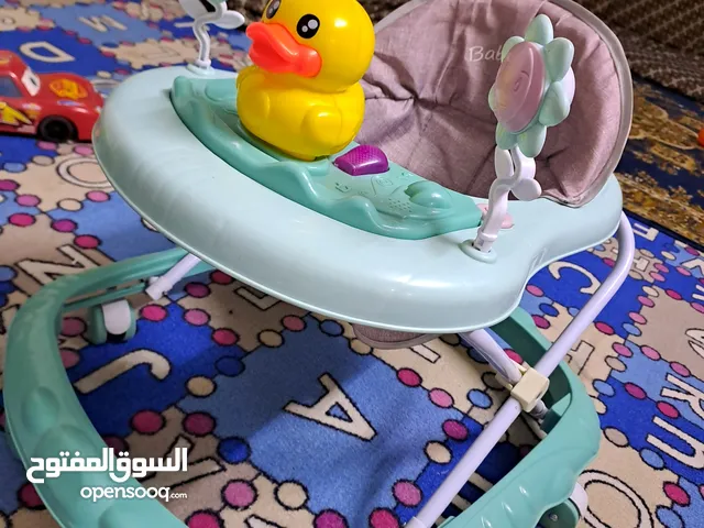 كراجه / مشاية اطفال جديدة استخدام مرة فقط
