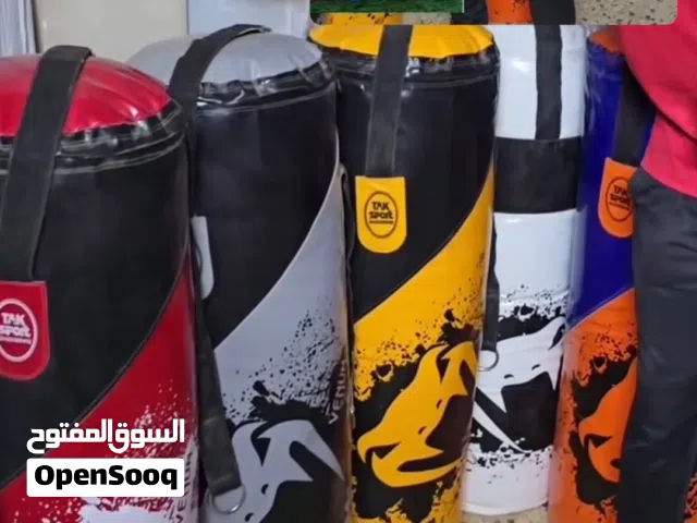 كيس ملاكمة جلد اصلي ومشتقات الملاكمة وضامن لمدة سنة