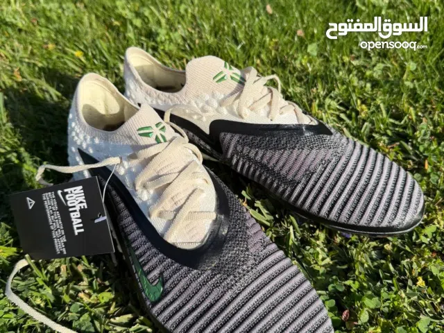 Nike Phantom 6 Low Elite FG Kobe Bryant Phantom Black