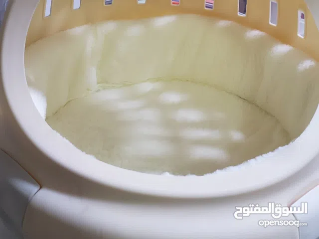 اقفاص وبيوت وشناط وكل مايلزم القطط