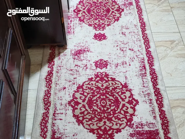 سجاد تركي وليس بديل السجاد بحاله ممتازه