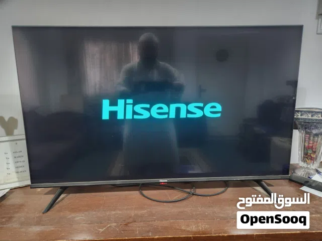 very good condition as good as new no fault good smart 4K type TV