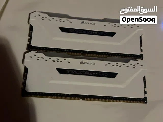 ddr4 32GB vengeance RGB PRO