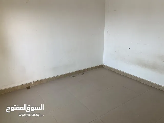 100 m2 2 Bedrooms Apartments for Rent in Basra Al-Abelah