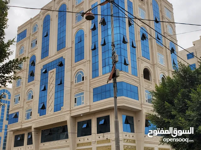 برج استثماري للبيع في ارقاء أحياء بيت بوس