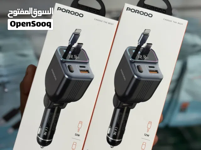شاحن سيارة مدخلينن مع سلكينن لايتنج وتايب سي 65 واط