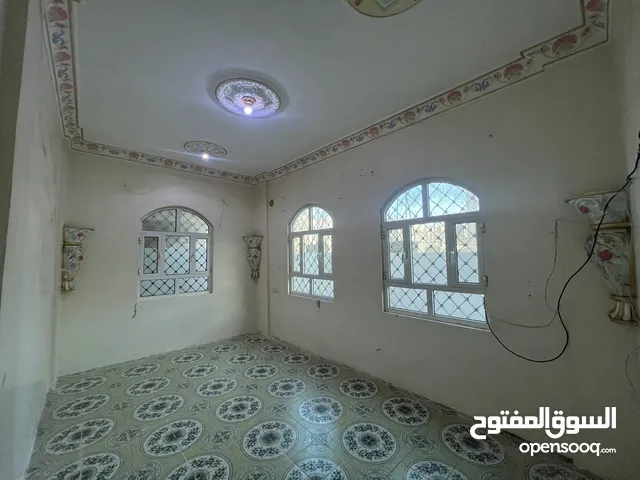 111 m2 3 Bedrooms Apartments for Rent in Sana'a Shamlan