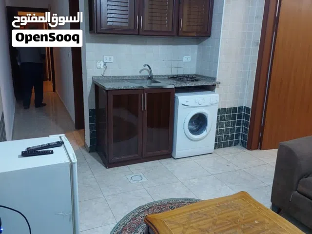 شقة مفروشة للإيجار بجانب الجامعة الأردنية – موقع مميز جداً
