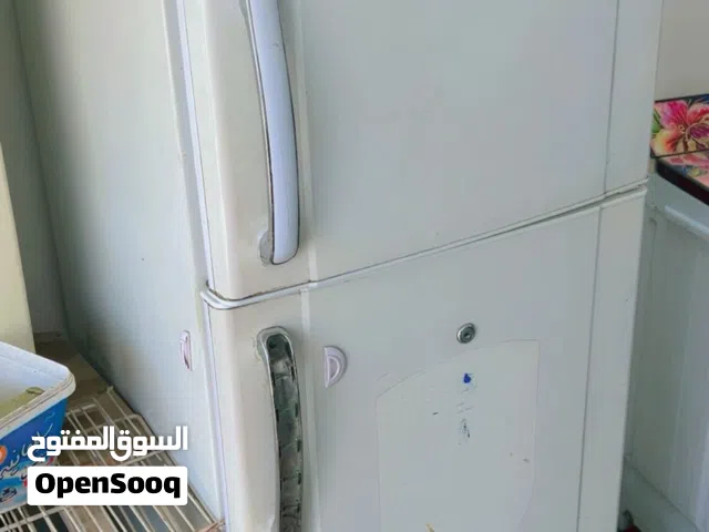 السلام عليكم ثلاجه نوع كونكورد للبيع شغاله