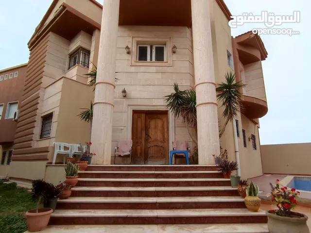 1 m2 More than 6 bedrooms Villa for Rent in Tripoli Janzour