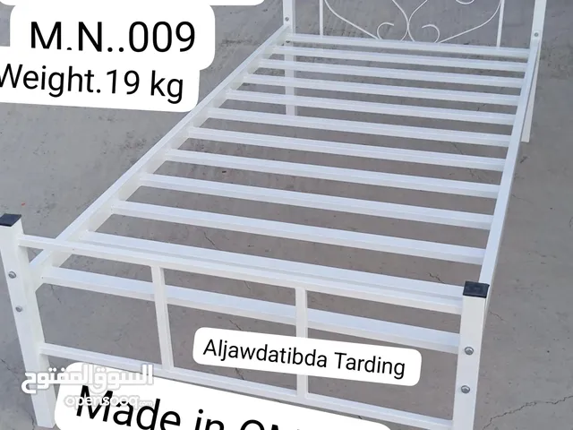 أسرة حديد صنع محلي