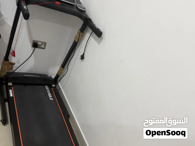جهاز مشي نظيف جدا استخدام بسيط