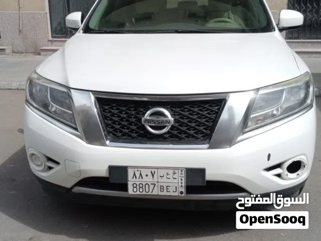 2014 نيسان باثفايندر SL